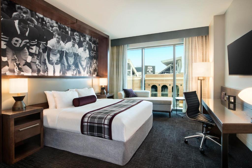 College Station Hotel | Texas A&M Hotel and Conference Center