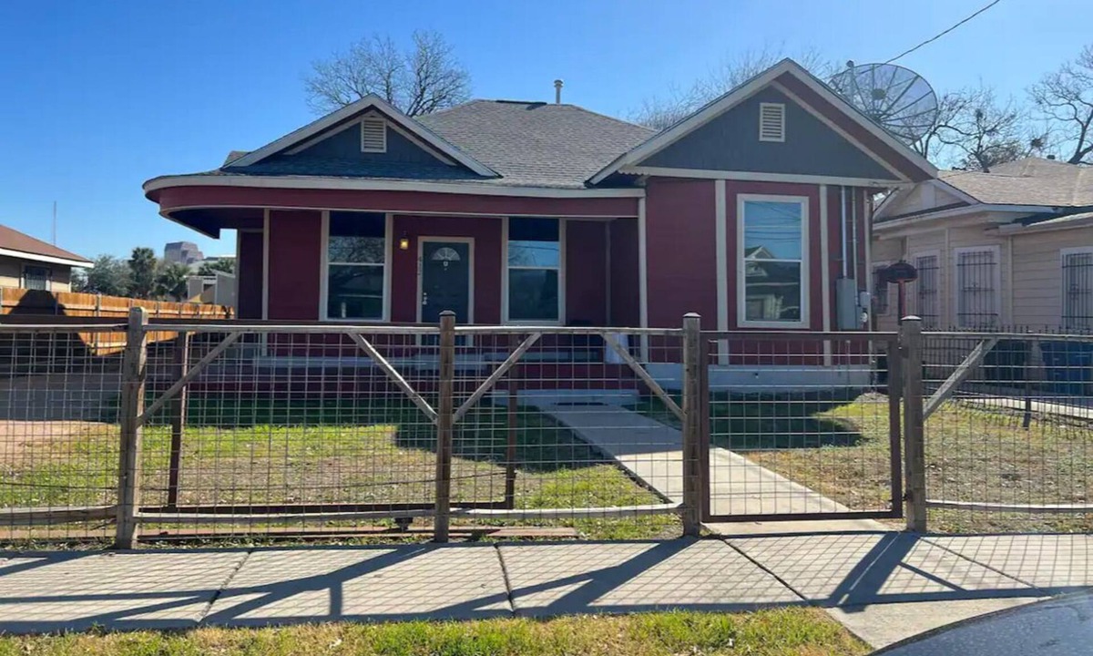 Five Points House | Texas comfort - Walk to downtown san antonio