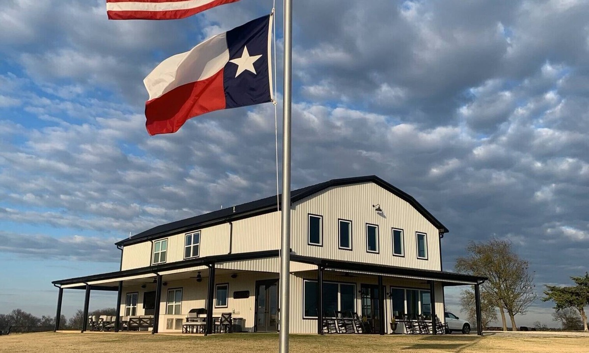 Gober Other | Texas Farmhouse/Ranch on 150 Acres - NEW CONSTRUCTION - Sleeps 18
