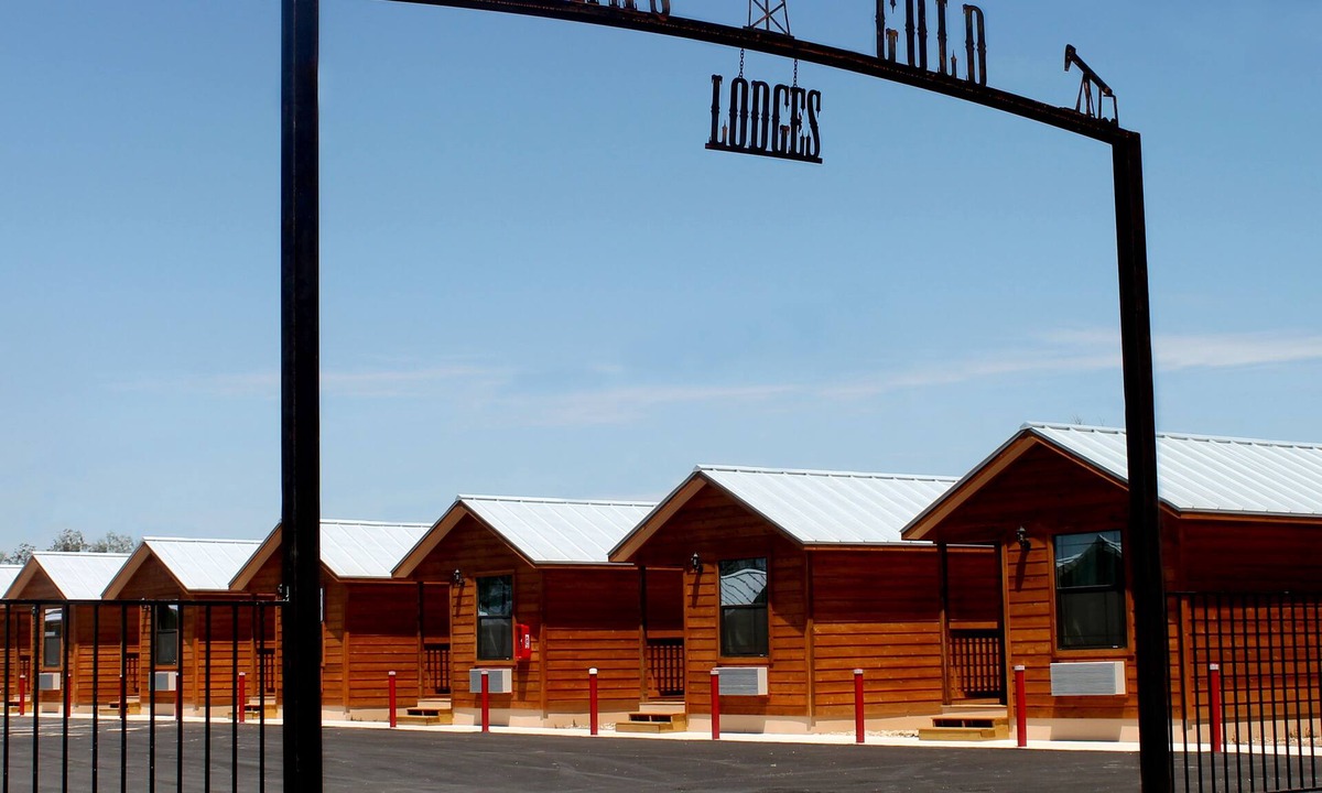 Sterling City Cabin | Texas Gold Lodges