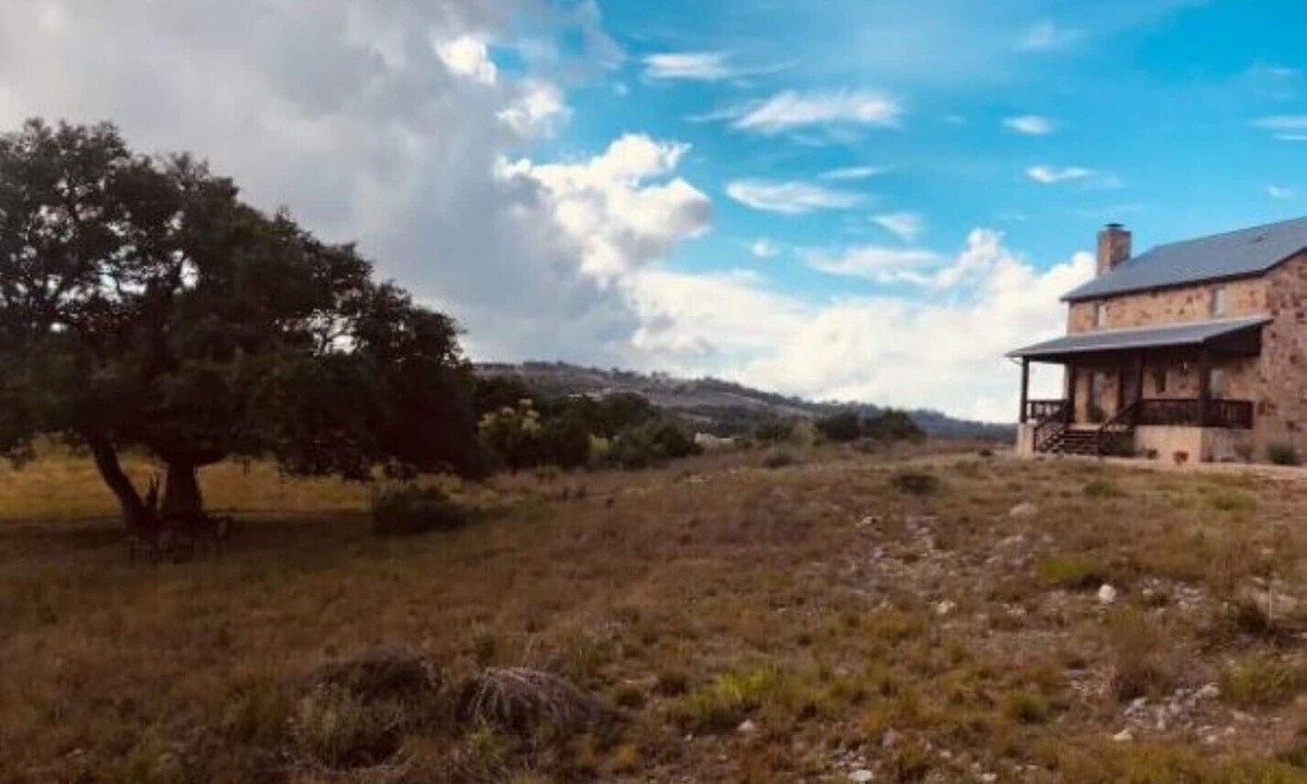 Blanco House | Texas Hill Country House- 17 private, dog friendly acres