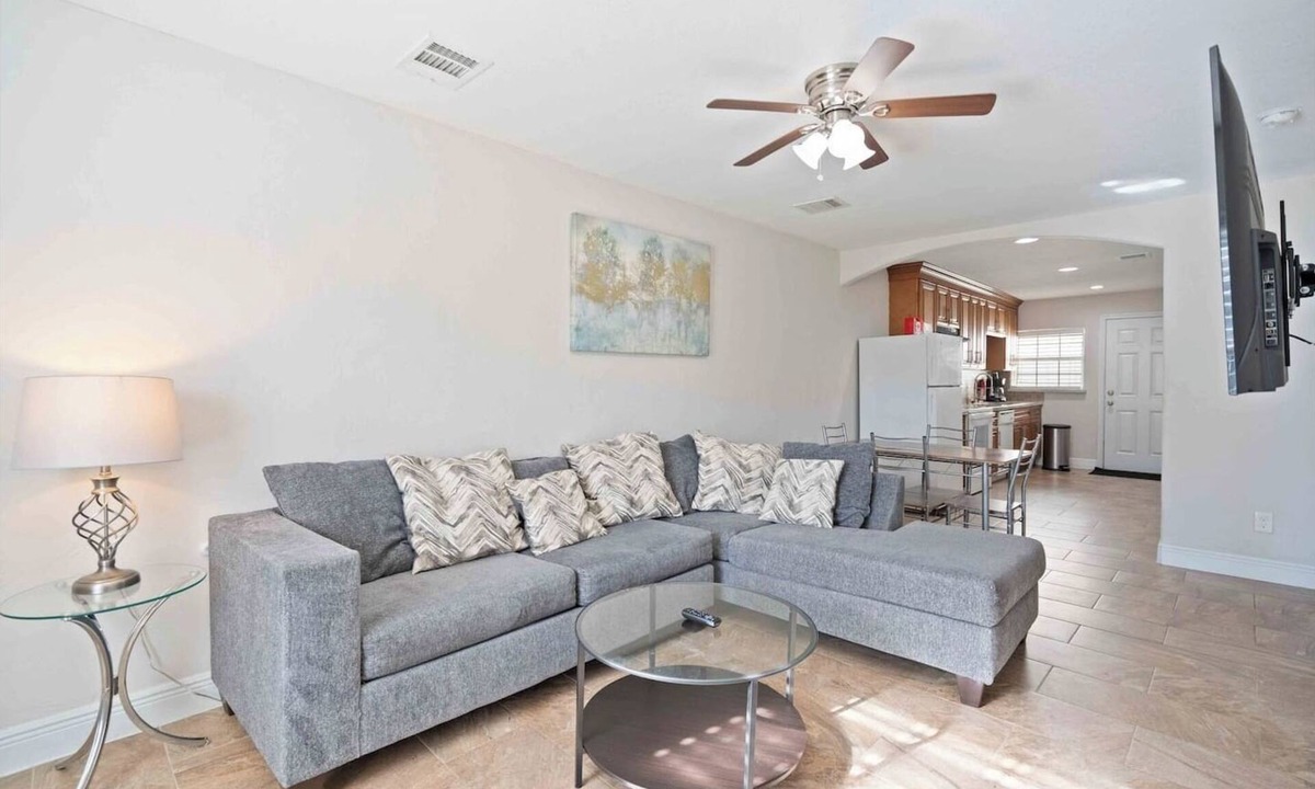OST - South Union Apartment | Texas Med Center Pristine & Stylish Home