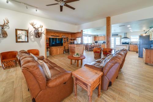 Yancey House | Texas Nature Escape: Lake & Game Room Access