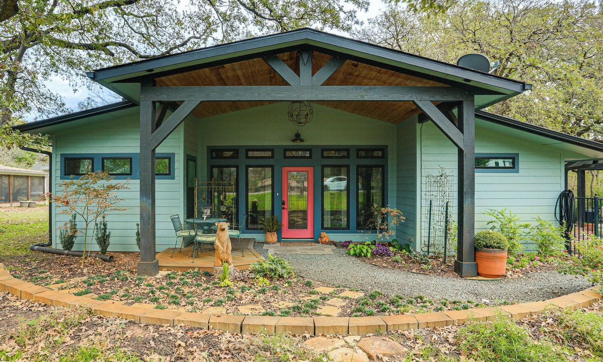 Pottsboro House | Texoma Retreat w/Yard, Fire Pit & Boat Parking
