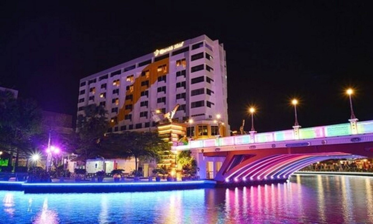 Kampung Jawa Hotel | TF Riverside Hotel