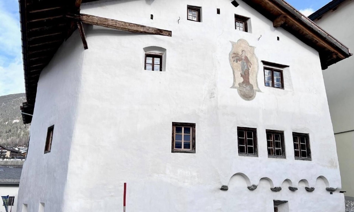 Savognin House | Tgesa Caminada-Vacation in architectural monument