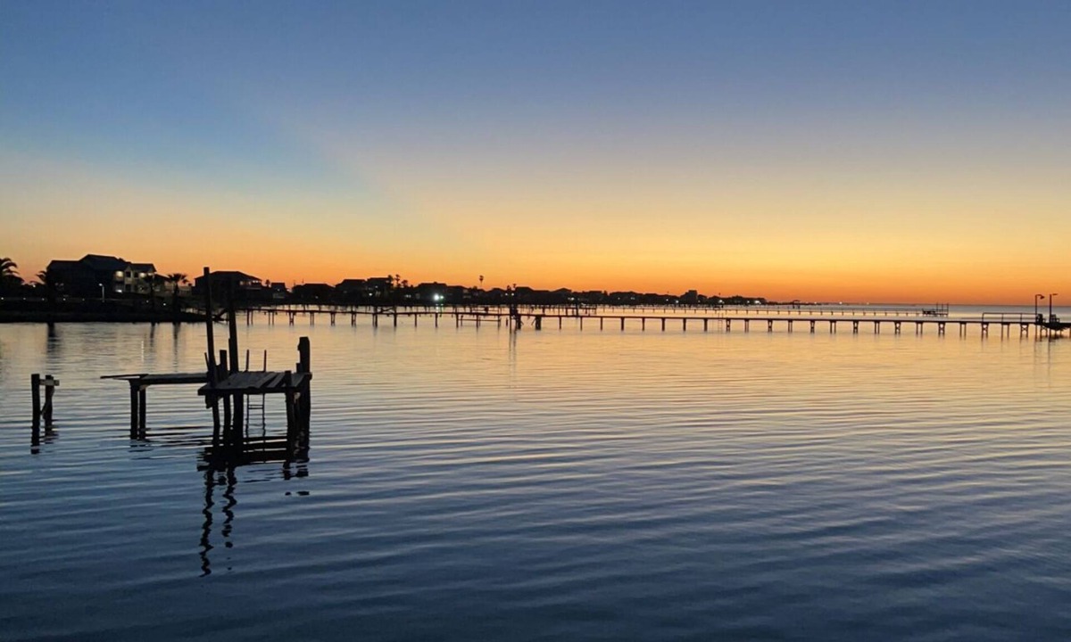 Rockport House | That Sunset! Pool on the waters edge
