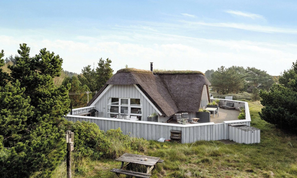 Sonderho House | Thatched house near Wadden Sea nature