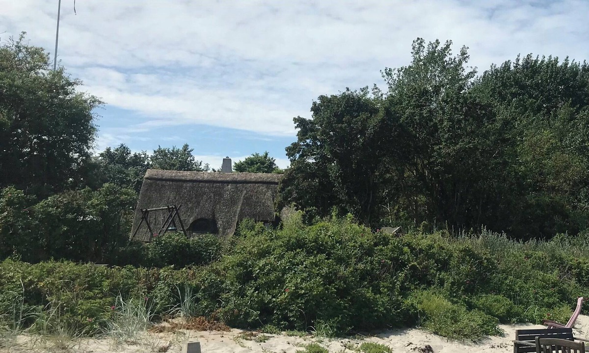 Kalundborg House | Thatched house with own beach on Røsnæs