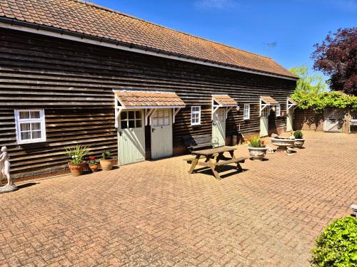 Thaxted Bed & Breakfast | Thaxted Bed & Breakfast and Accommodation