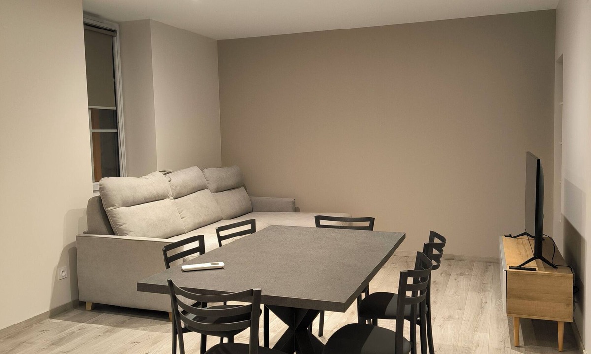 Paroisse Saint-Augustin-de-Chaux Apartment | The 1807 apartment