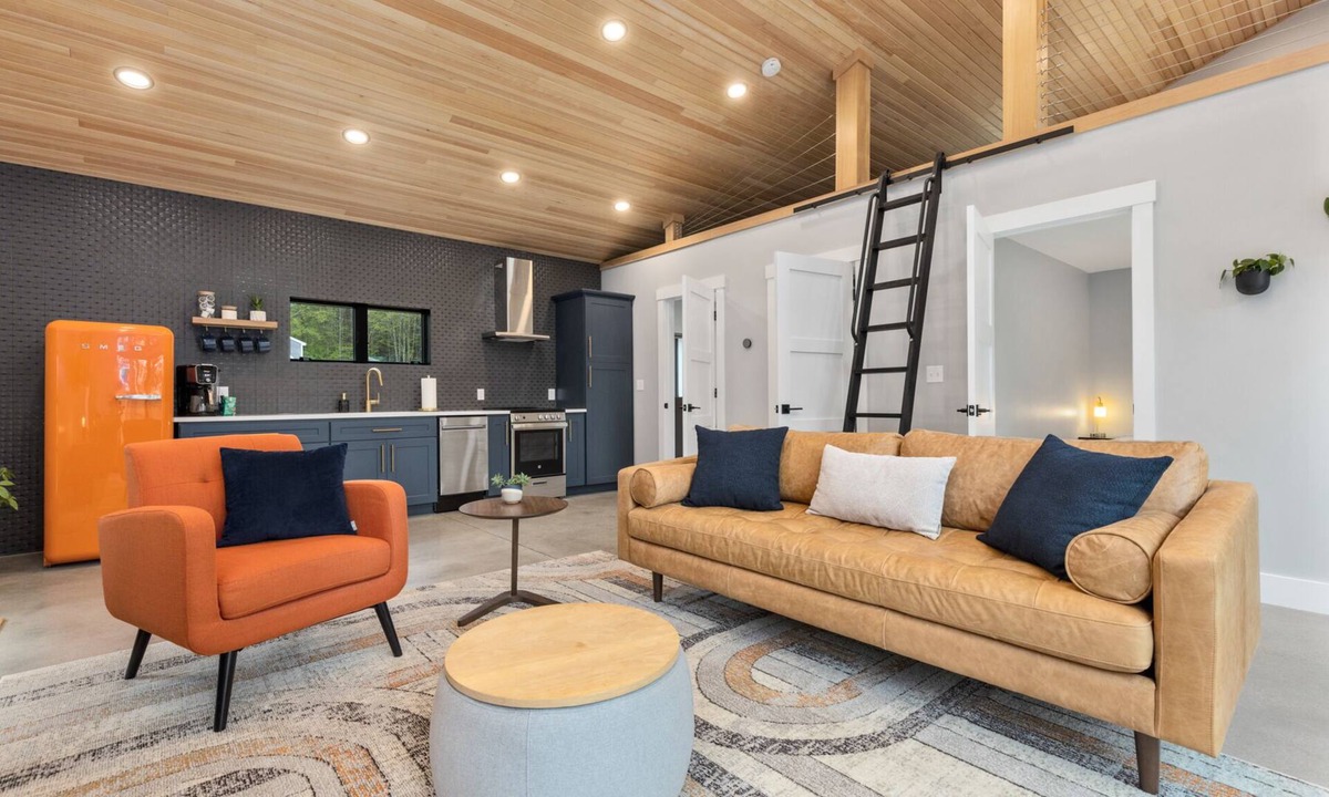 South Berwick House | The 207 - Maine's Modern Escape