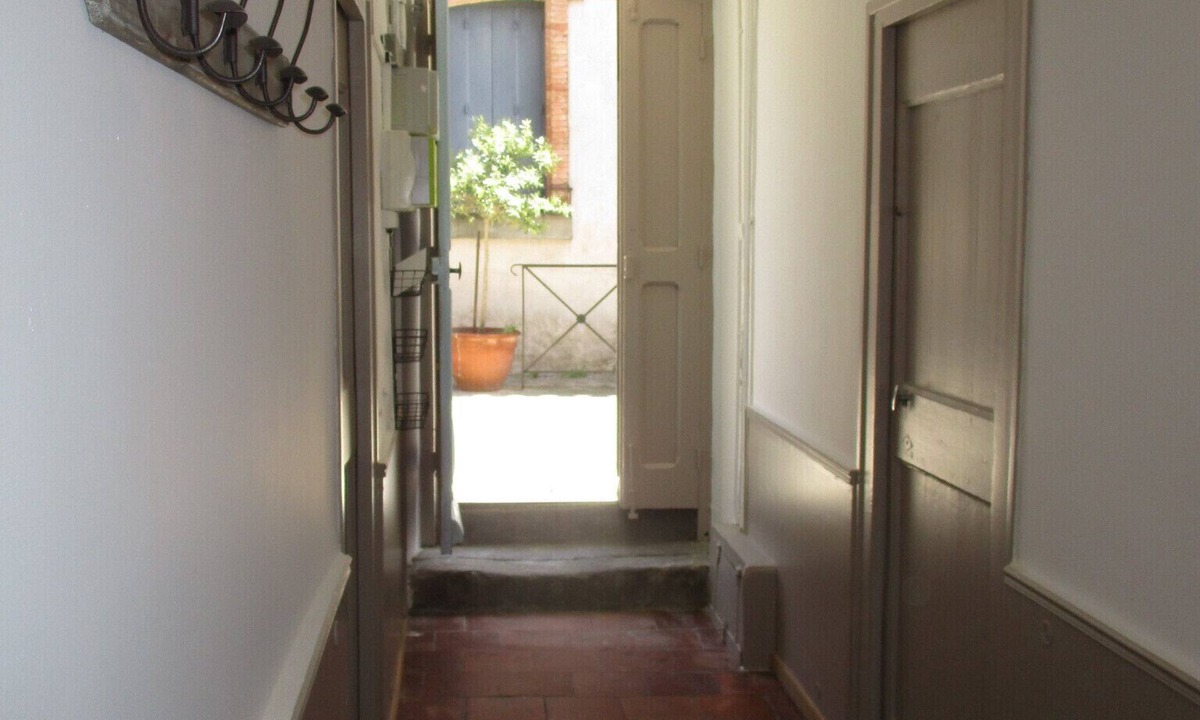 Carcassonne Apartment | THE 39-1: AT THE FOOT OF THE CITY, GARAGE, WIFI