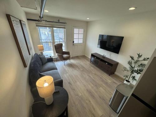 St. Charles Apartment | The Accessible Atom by StayLage