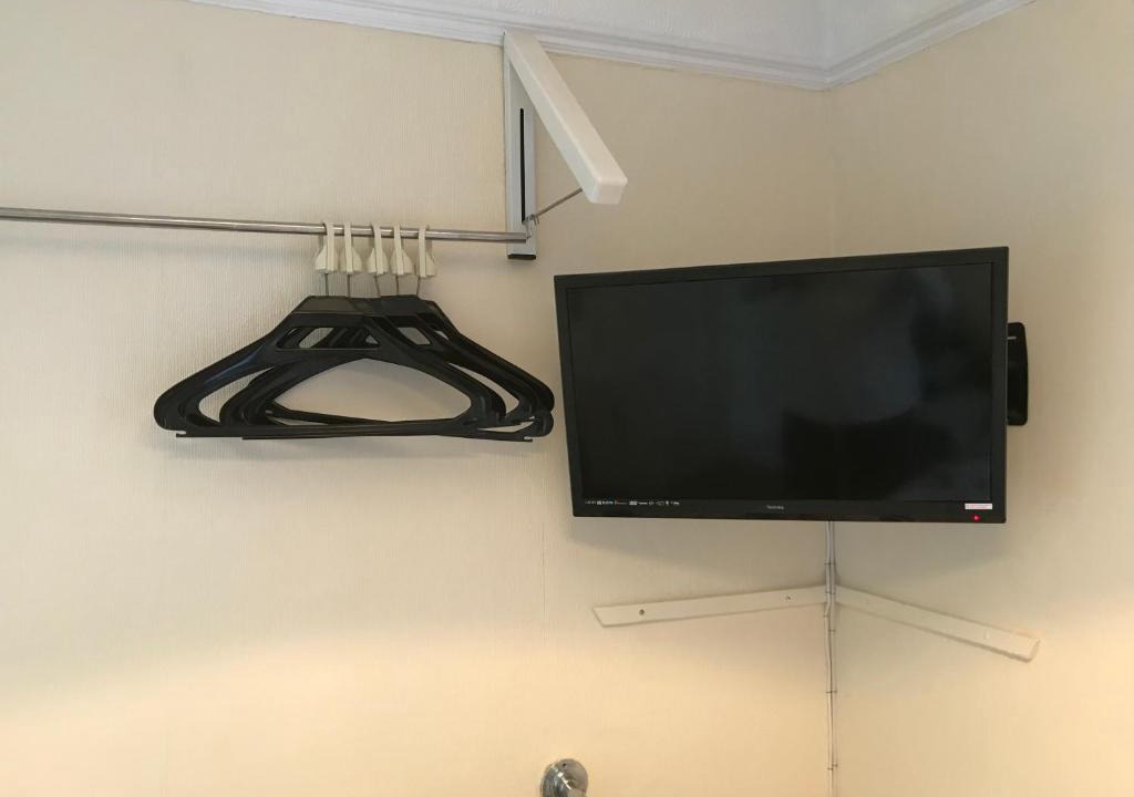 Hele Bed & Breakfast | The Acorn Lodge