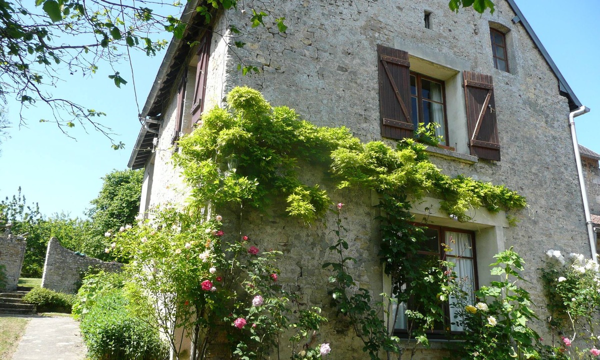 Sainte-Honorine-des-Pertes House | The Admiralty-11
