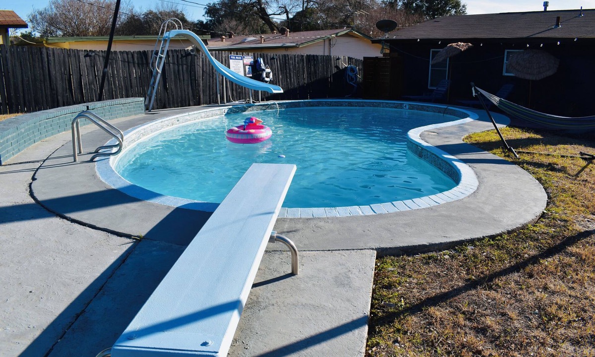 West San Antonio House | The All-In Entertainment House