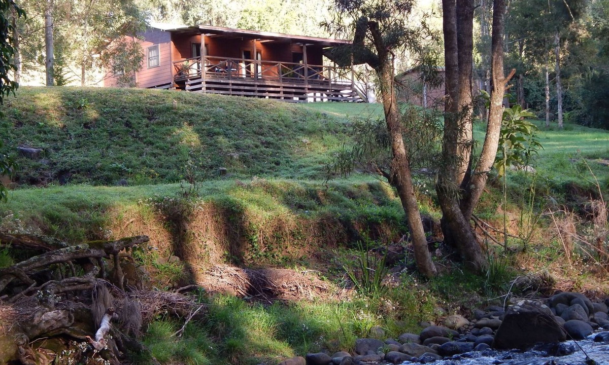 Upper Allyn Cabin | the Allyn River Cabins - "Riverview"