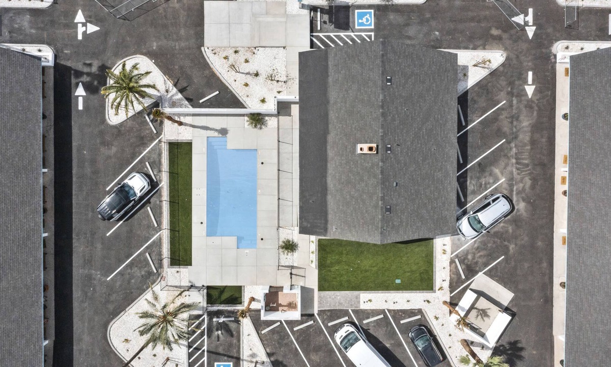 Chandler Hotel | The Aloha