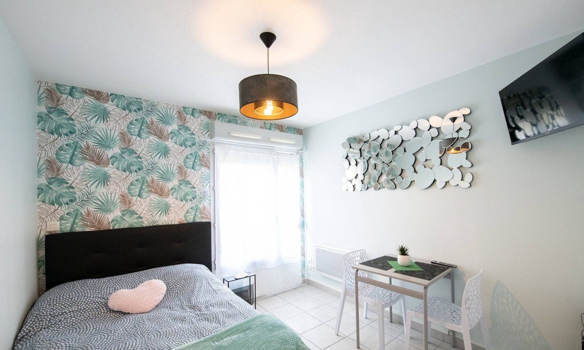 Republique - Tolstoi Apartment | The Anatole - Cosy & calm apartment