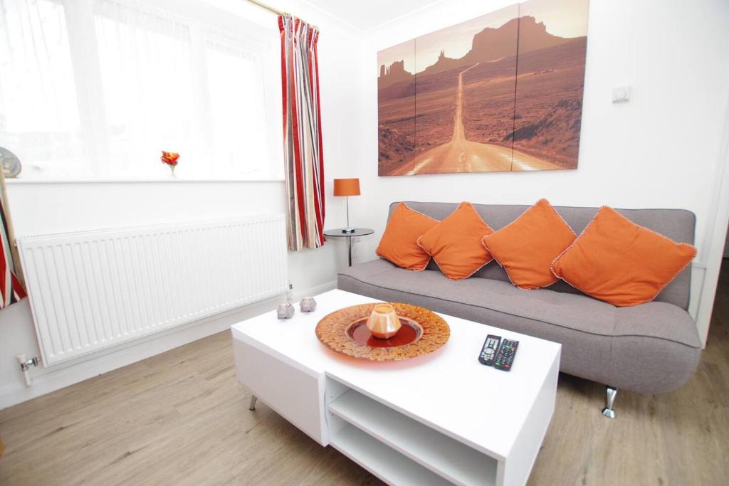 Teignmouth Apartment | The Annex