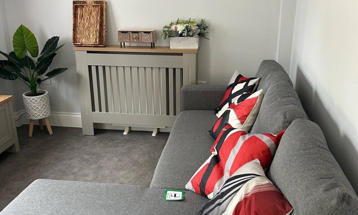 Sudbury Apartment | The Annex Studio - Garden View