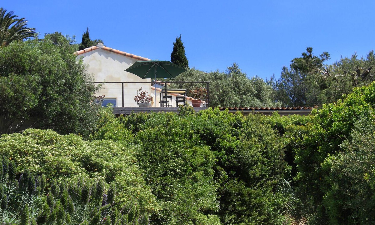 Ile du Levant House | The Ant Studio "Pin"