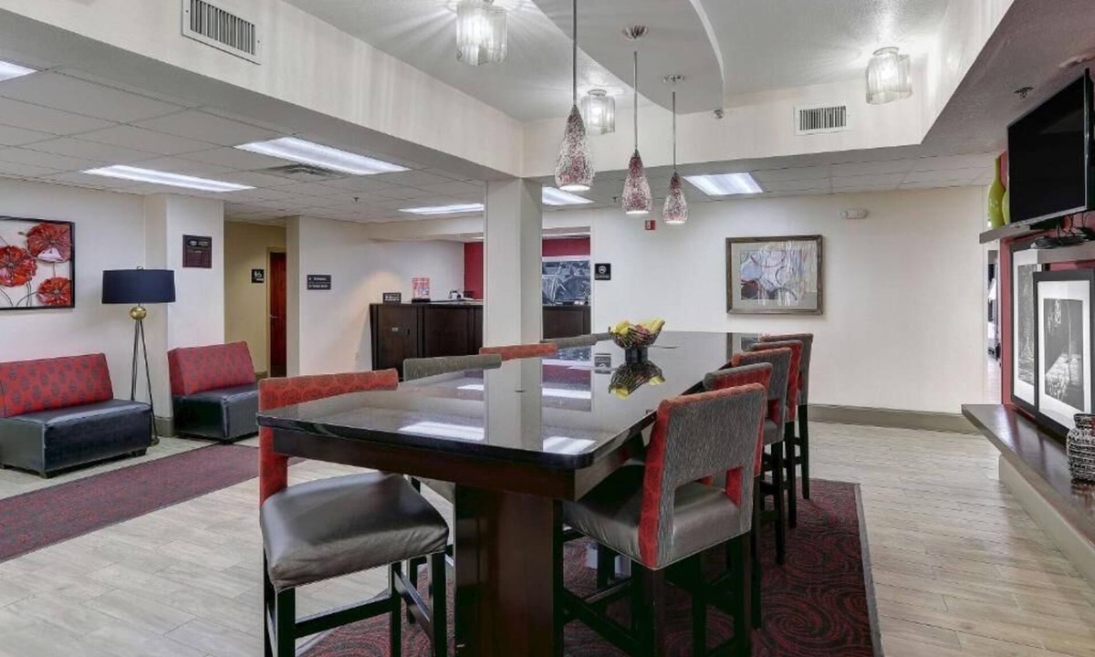 Antioch Hotel | The Antioch Inn