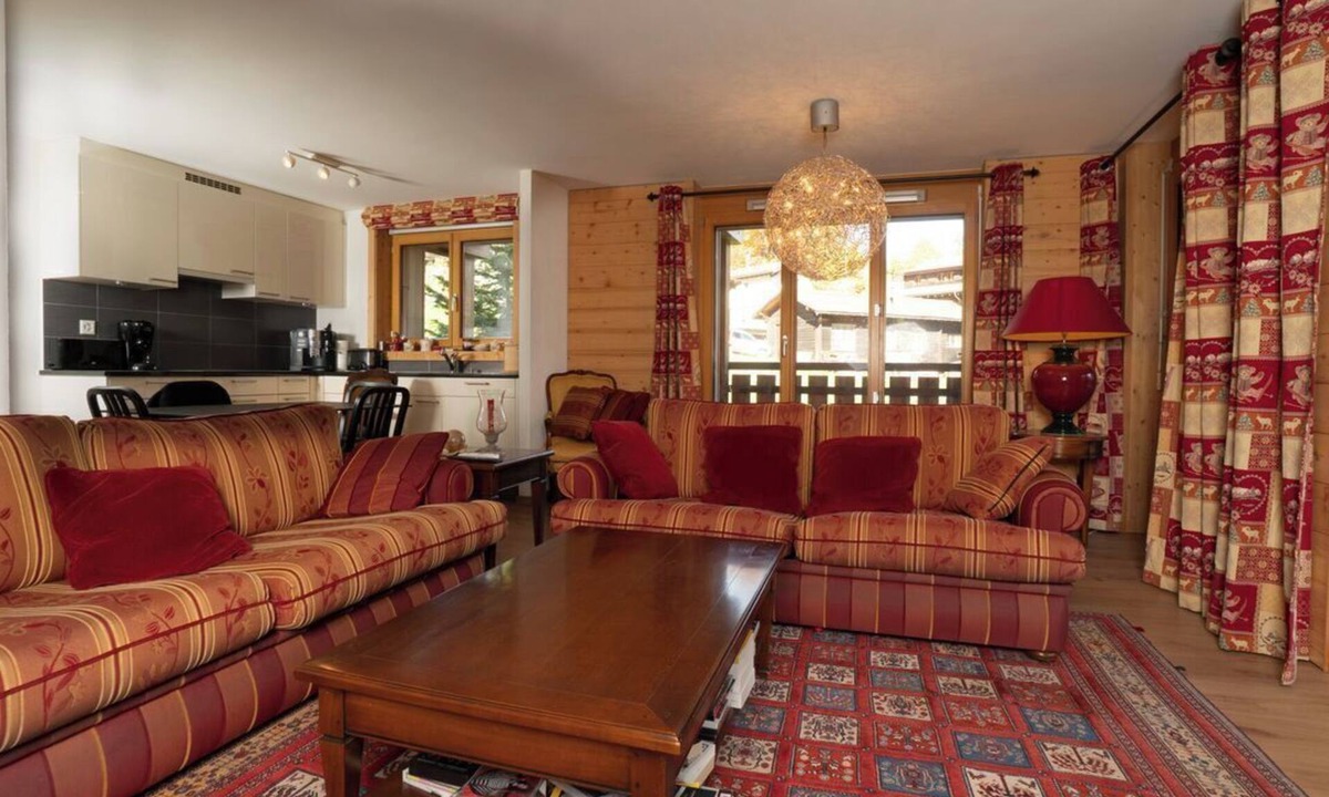 Barboleusaz Apartment | The apartment is just below the Place de la Barboleuse in Gryon:You will find shops, restaurants, te