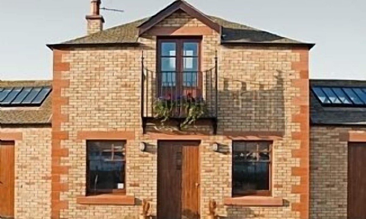 Portpatrick Apartment | The Apartment Is Situated On The South Pier In The The Most Picturesque Location