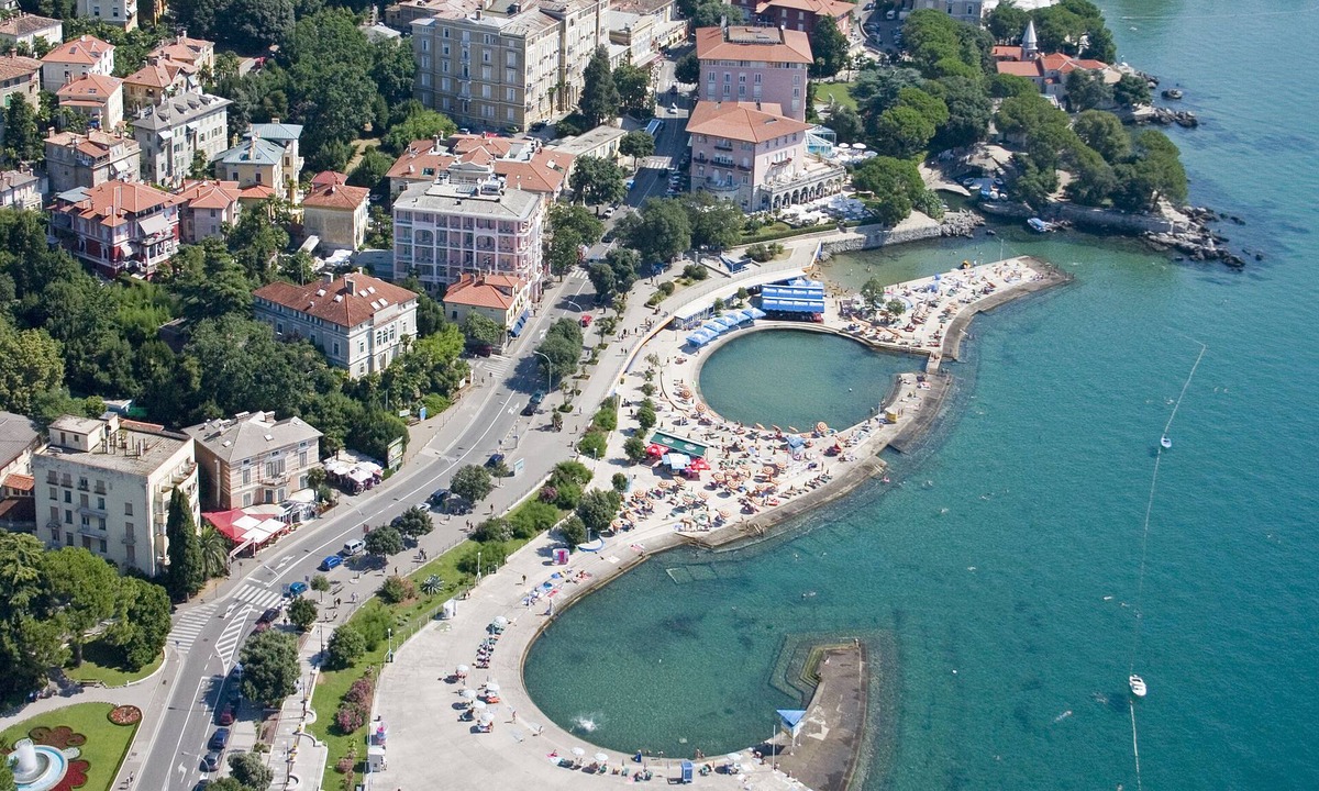 Pobri Apartment | The apartments are located in Pobri between Matulji and Opatija.