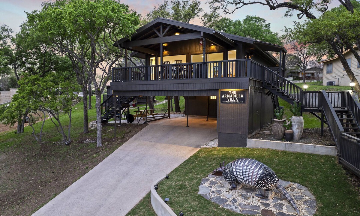 Marble Falls House | The Armadillo Villa! Hillside Haven with a Panoramic View of the Colorado River