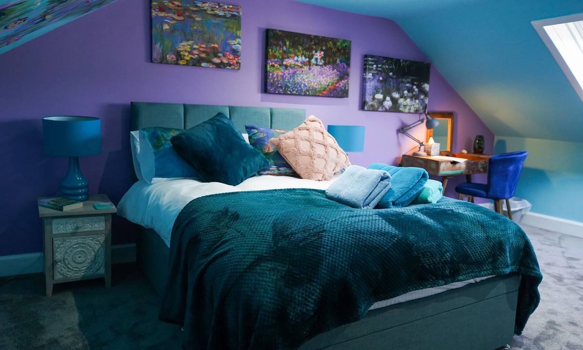 Dalbeattie Bed & Breakfast | The Art Bank