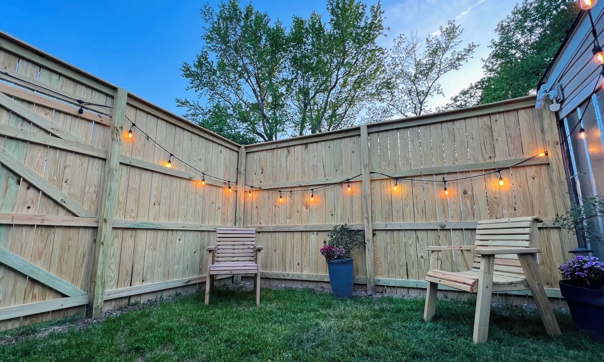Northeast Virginia Beach House | The Art Door Duplex only minutes from beach