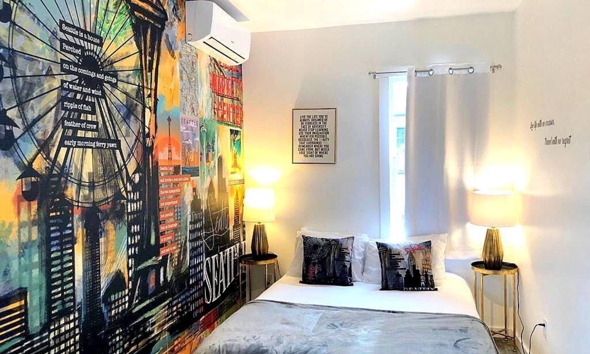 Squire Park House | The ART INN Seattle