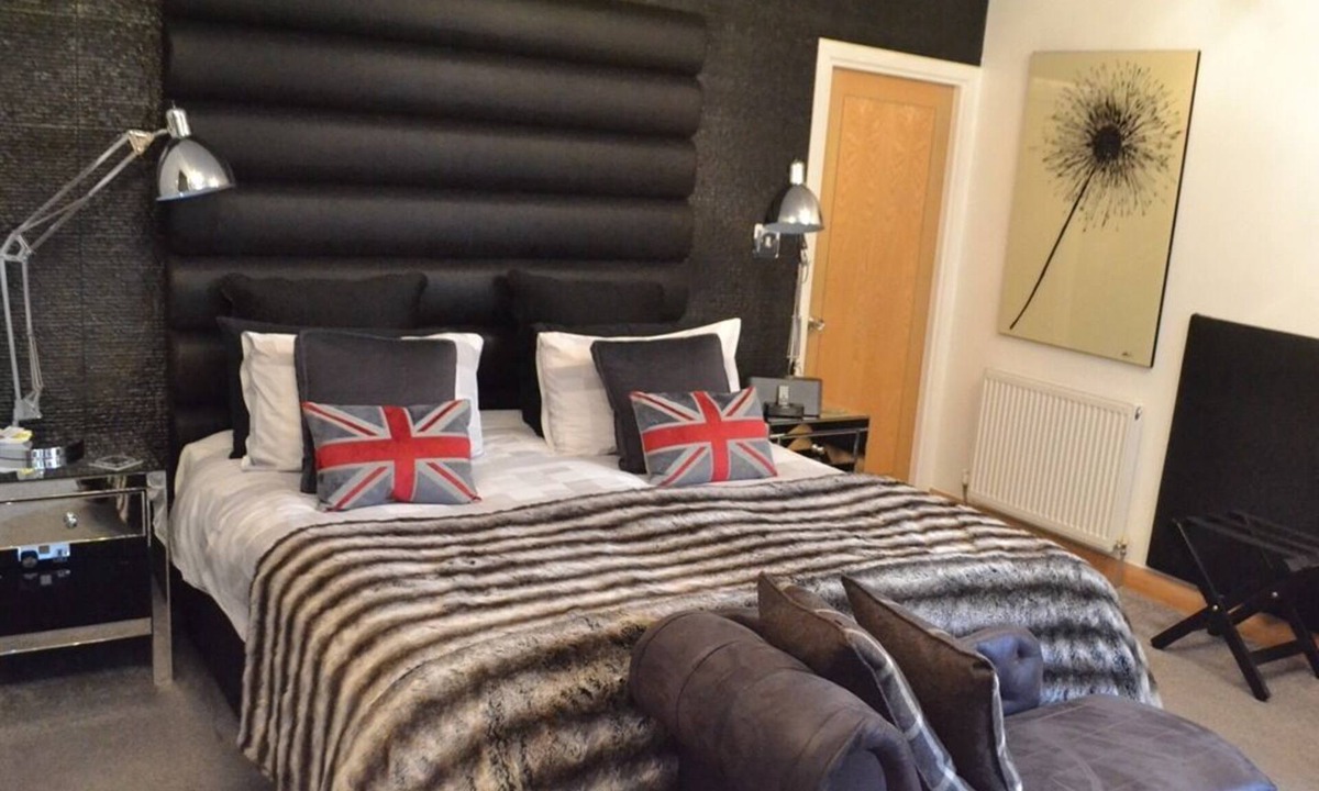 South Shore House | The Arthington Guest House