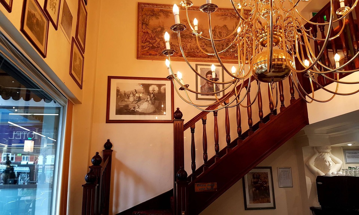 Trafford Hotel | The Ashley Hotel