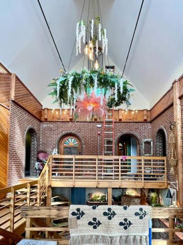Perryville Hotel | The Atrium A Boutique Hotel Suite 17