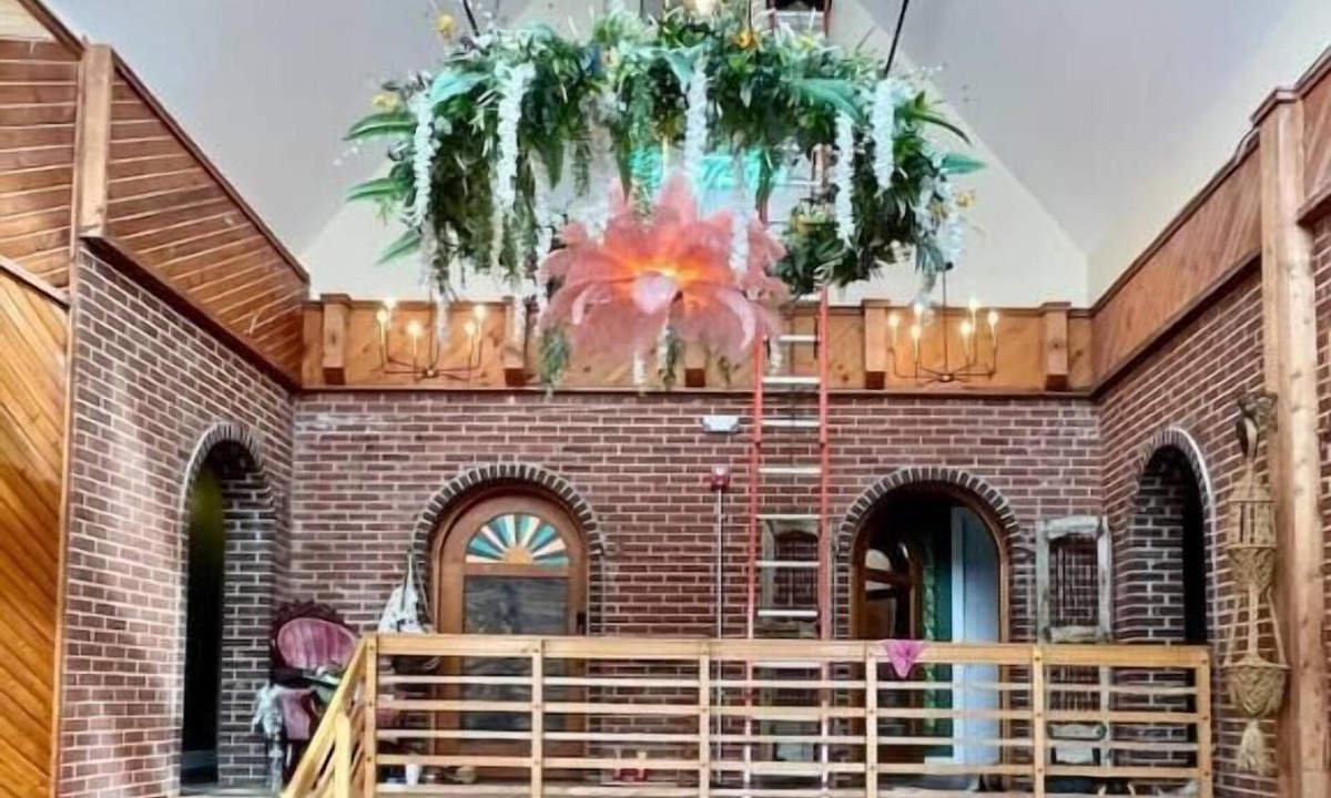 Perryville Apartment | The Atrium - A Boutique Hotel