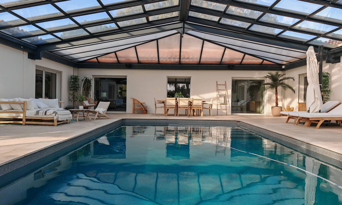 Saint-Aunes Villa | The atrium house - Swimming pool & spa