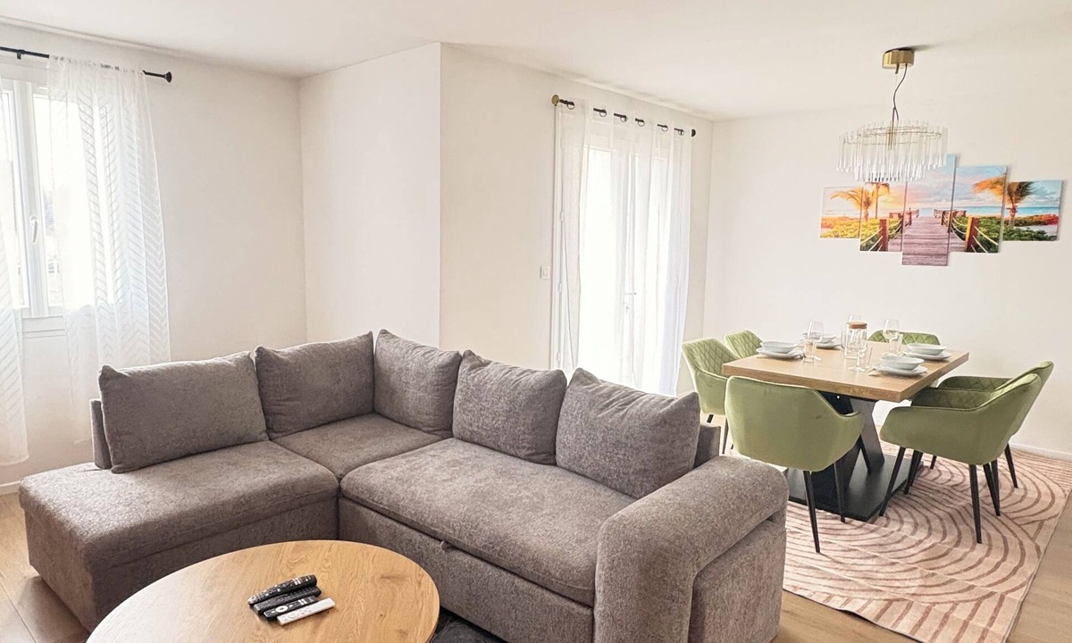 Lapalisse House | The Auvergne cocoon