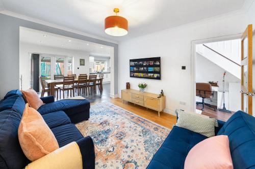 Harlington House | The Aviator By Allsquare Stays Heathrow M4 M25