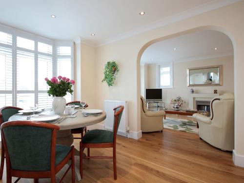 Southbourne Apartment | The Avoncliffe Bournemouth