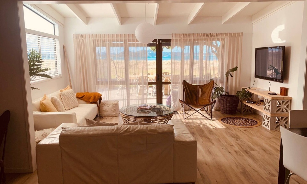 One Tree Point House | The Bach @ Marsden Waterfront