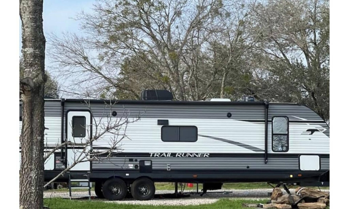 Lexington House | The Backyard Camp