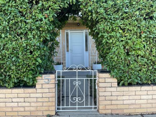 Seymour House | The Bakers House