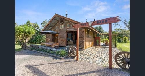Harper Creek House | The Barn and Shack