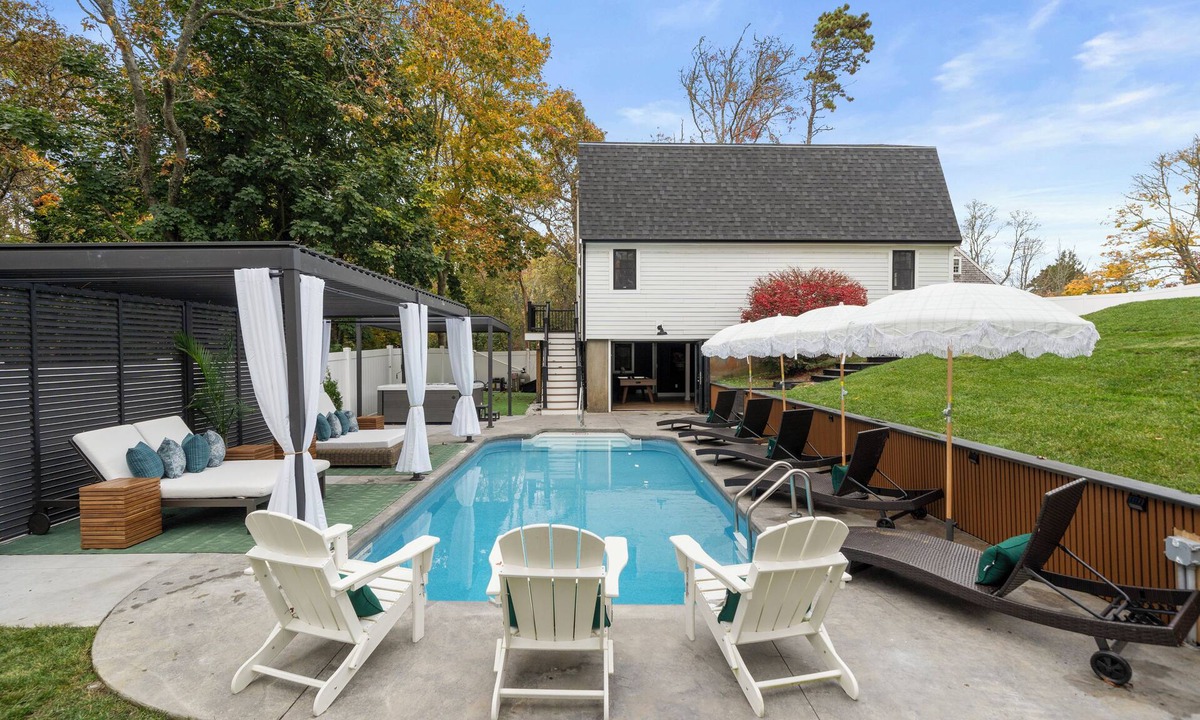 West Chatham House | The Barn at Chatham Oaks