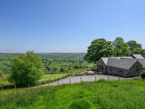 Longnor House | The Barn at Hill House