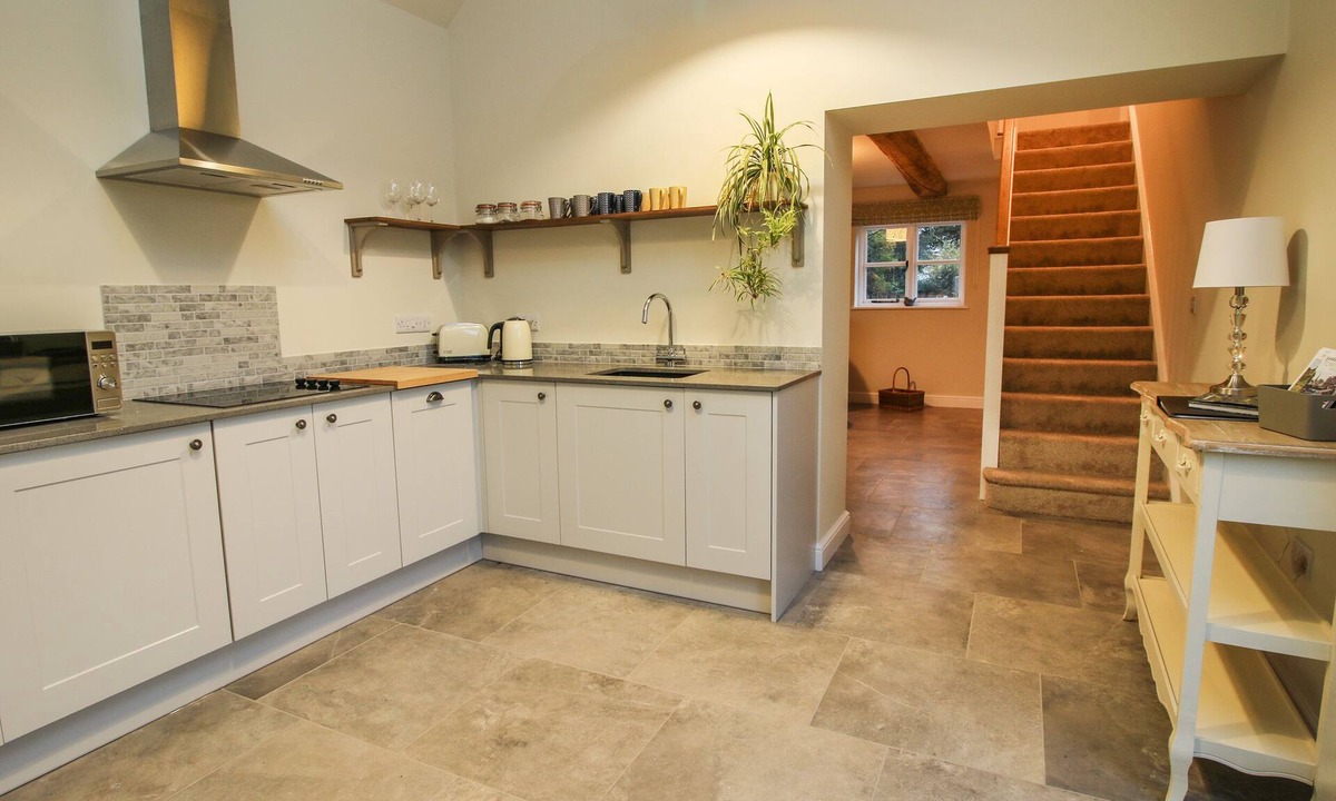 Stanton Upon Hine Heath Cottage | The Barn